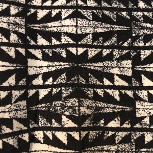 Lula Roe Tall and Curvy Leggings